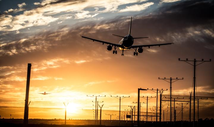 Direkt am Flughafen Mietwagen entgegennehmen