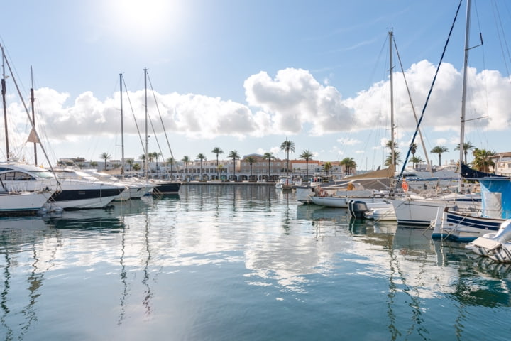 Hafen von La Savina