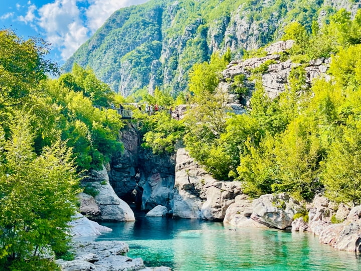 Blaues Auge im Theth Tal