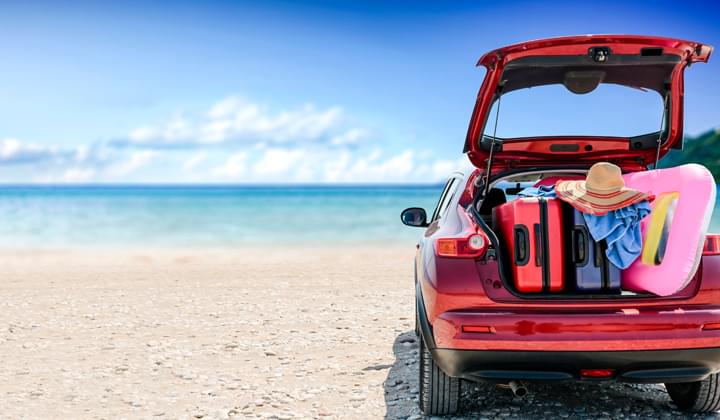 Mit dem Mietwagen am Strand