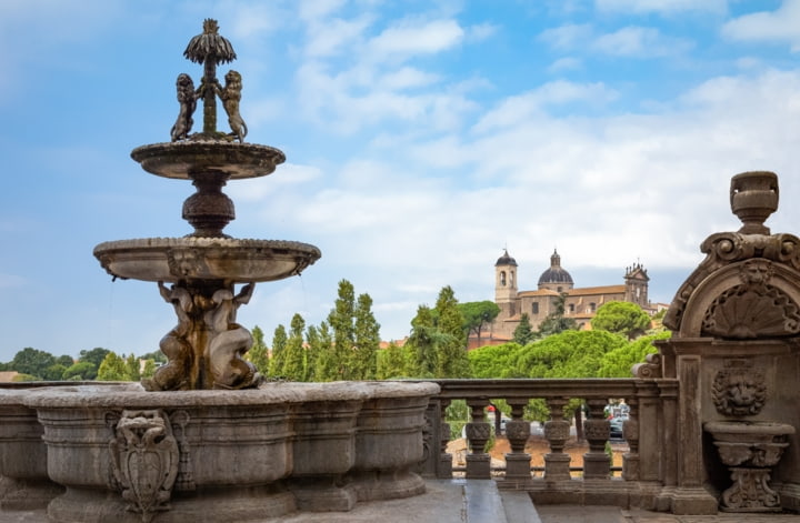 Springbrunnen im Papstpalast