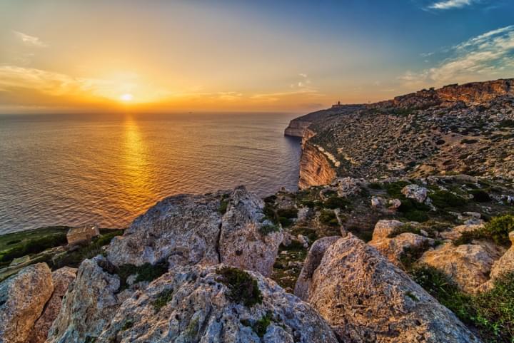 Bucht von Xlendi bei Sonnenuntergang