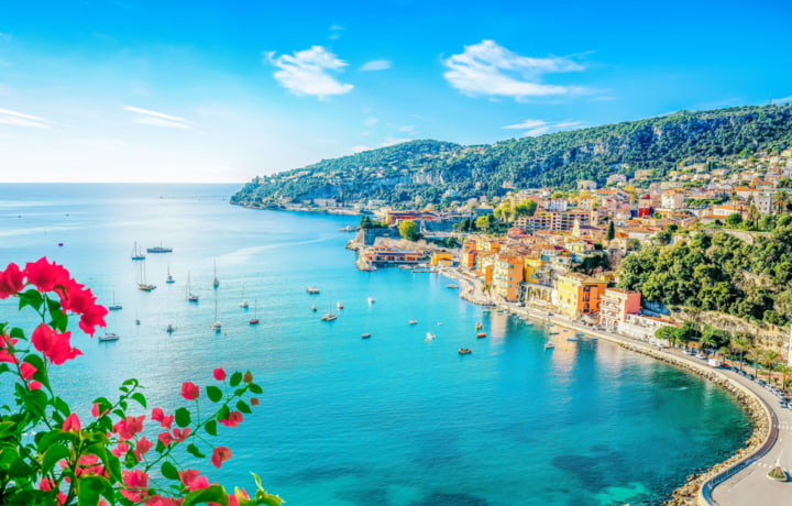 Luftaufnahme der Côte d'Azur