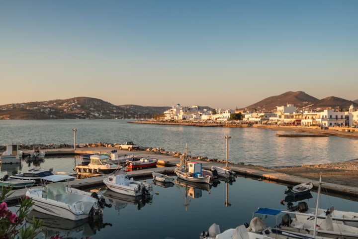 Hafen auf Paros