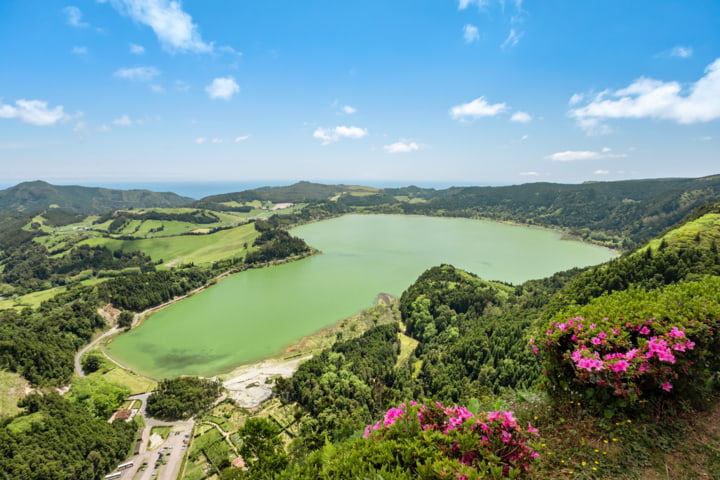 Furnas