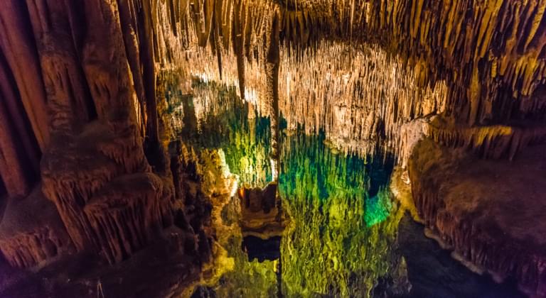 Cuevas del Drach